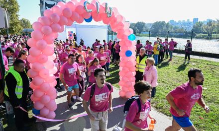 Trkom za zdravlje obeležen Međunarodni mesec borbe protiv raka dojke