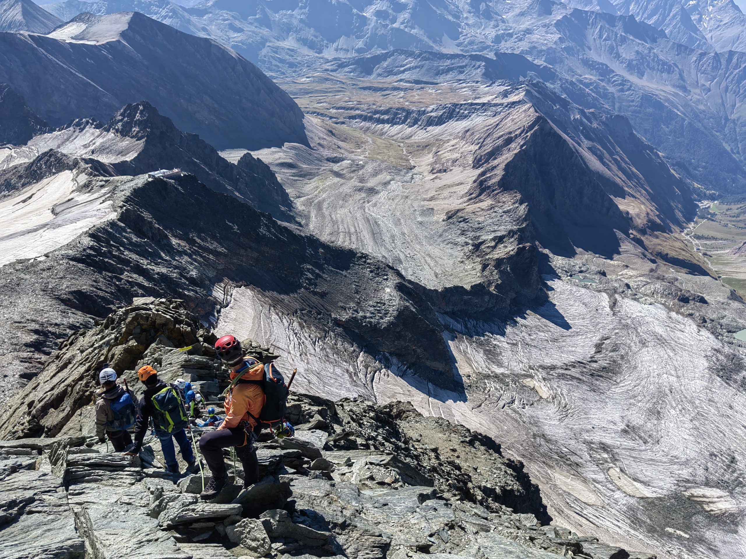 Balaž: Po pravilu, teži je silazak nego uspon na planinski vrh - Silazak sa Grosgloknera, Alpi, Austrija, avgust 2022.