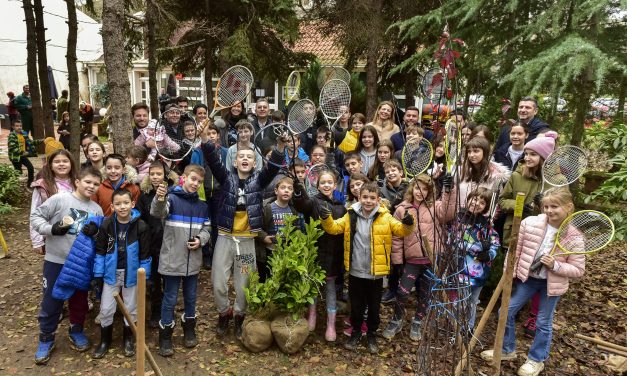 Beogradski teniski klubovi zeleniji za 400 novih sadnica