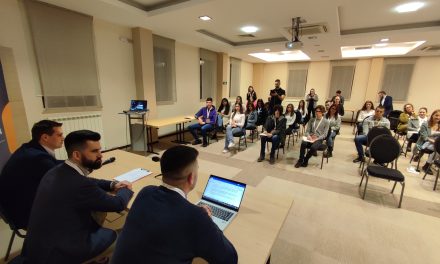 Trideset mladih iz Srbije uči besplatno o preduzetništvu u Kragujevcu
