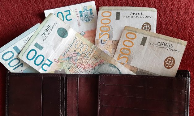 Inflacija „ošišala“ plate: Kad više postane manje – nominalni rast 13,8%, a realno – pad 1,9%