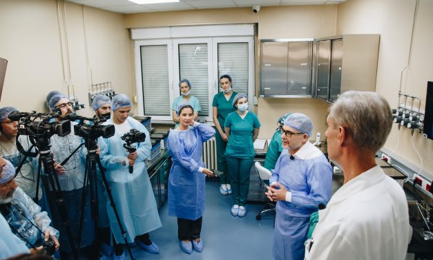 Uz podršku kompanije NIS udvostručeni kapaciteti za proces vantelesne oplodnje u GAK „Narodni front“