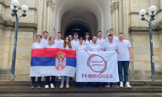 Studenti Elektrotehničkog fakulteta osvojili 2. mesto u Hanoveru na takmičenju iz energetske elektronike