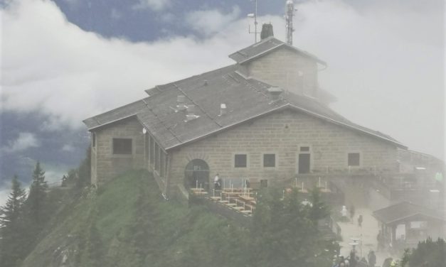 Orlovo gnezdo u Alpima – od Hitlera pre 85 godina do popularne turističke destinacije