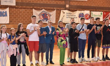 NIS podržao boravak dece u Košarkaškom kampu „Kasta“ u Ivanjici
