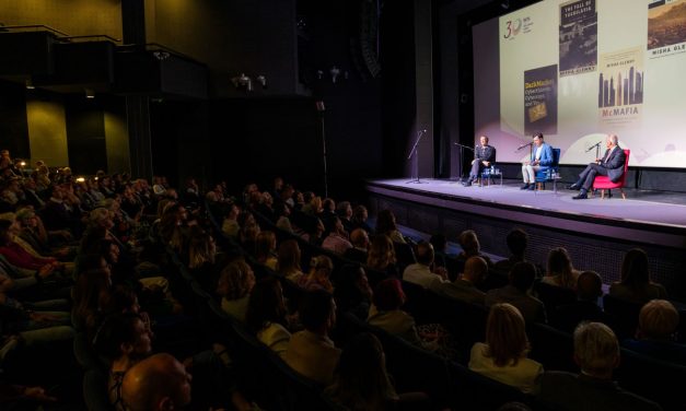 Miša Gleni: Za stabilnost regiona neophodan ulazak Srbije u EU