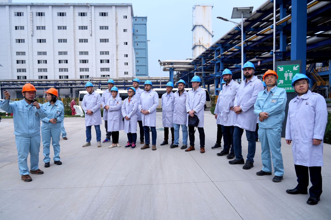 Delegacija kompanije NIS u Kini: Glavni cilj posete bio je upoznavanje sa tehnologijama izdvajanja, iskorišćenja i skladištenja CO2 (Foto: Sinopec)