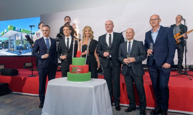KOMPANIJA MOL SERBIA SVEČANO OBELEŽILA 20 GODINA POSLOVANJA U SRBIJI