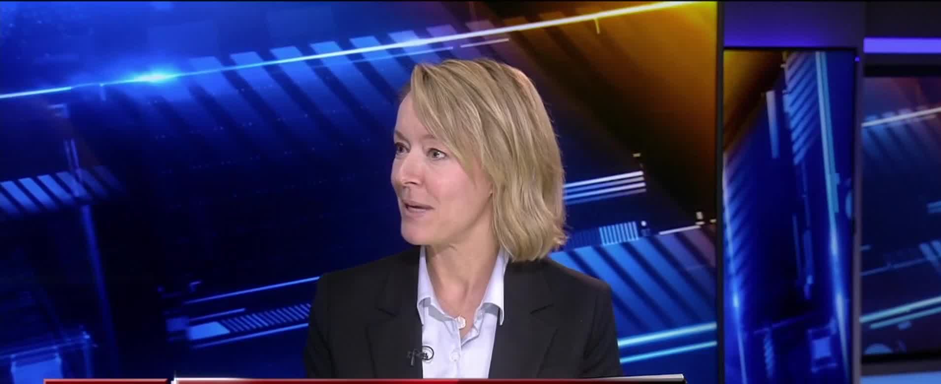 Karolina Klint, glavni komercijalni direktor za Evropu u konsultantskoj kući Marsh McLennan, na američkoj tv mreži CNBC, 10. januara, predstavlja Izveštaj o globalnim rizicima za 2024. godinu (Foto: CNBC)