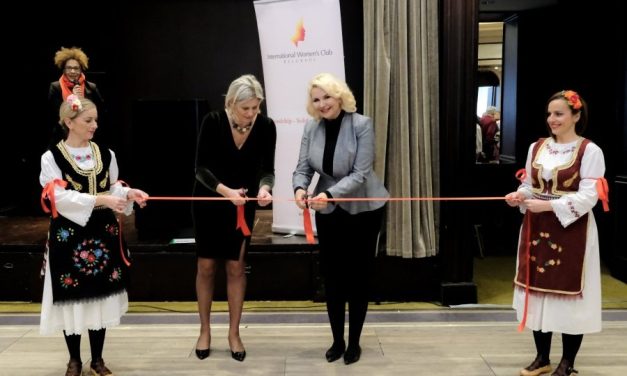 Na dobrotvornom bazaru Međunarodnog kluba žena u decembru 2023. prikupljeno 32.000 evra