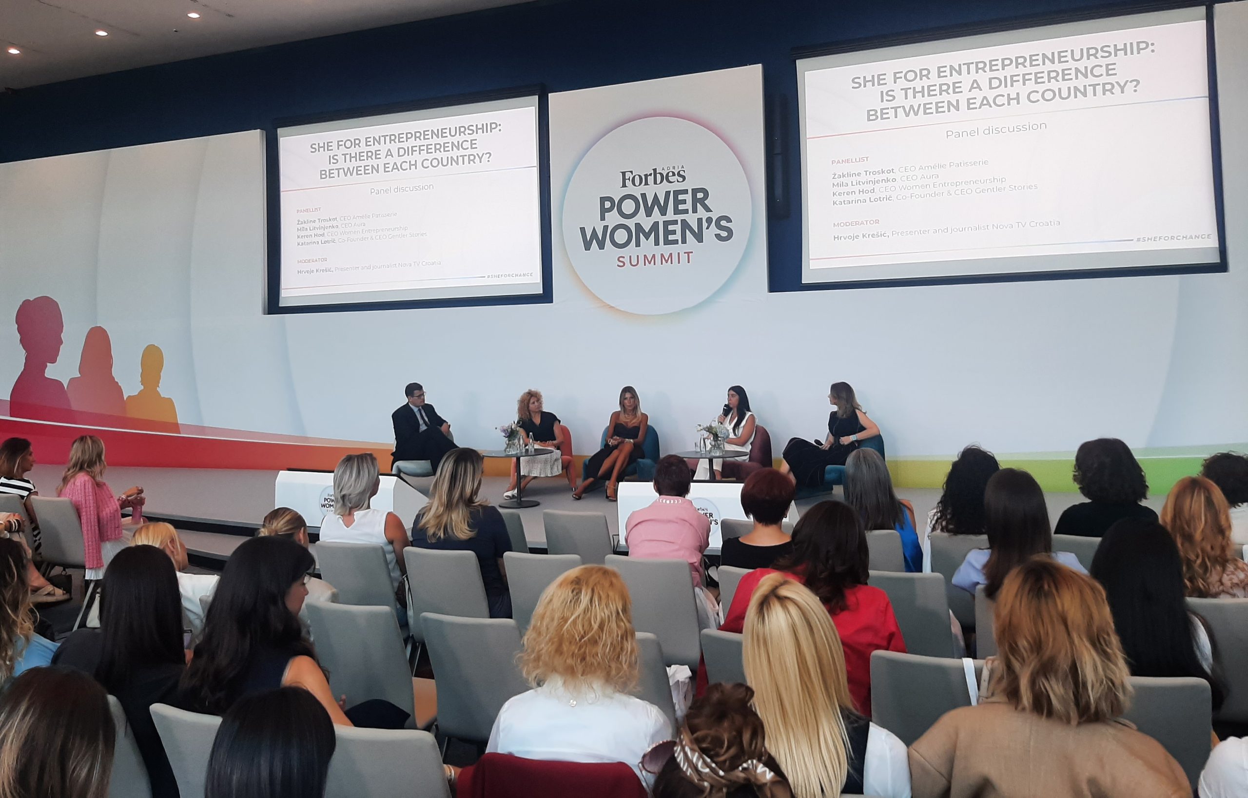 Panel "She for enterpreneruship: Is there a difference between each country?" - moderirao je Hrvoje Krešić a učestvovale su preduzetnice iz Srbije, Hrvatske, Slovenije i iz međunarodnog udruženja WE – Women Enterpreneurship (Foto: R. Nikolić)