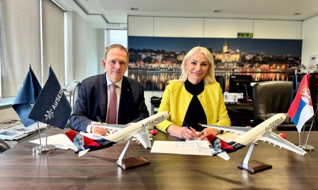 ER SRBIJA DONIRALA VIŠE OD 700 ODEVNIH PREDMETA USTANOVI ZA DECU I MLADE „SREMČICA“