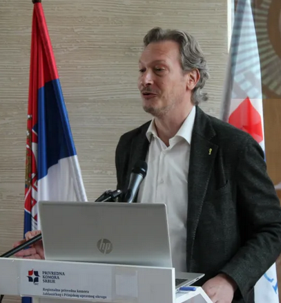 Mihailo Vesović, zamenik predsednika Privrednike komore Srbije, 8. maja 2025. godine u Vizitorskom centru Caričin grad (Foto: Opština Lebane)