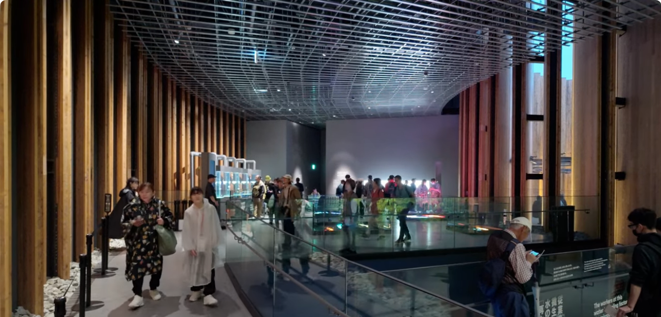Enterijer i eksponati u japanskom paviljonu