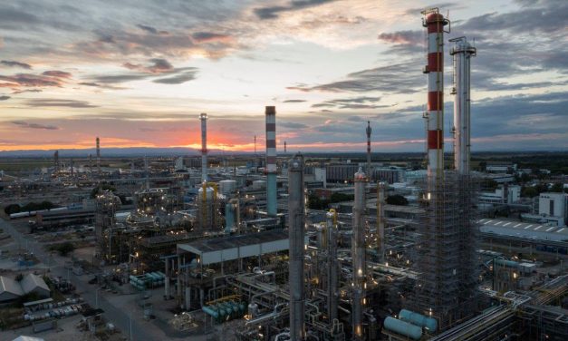 MOL Grupa pretvara plastični otpad u proizvode visoke vrednosti u svom postrojenju u Tisaujvarošu