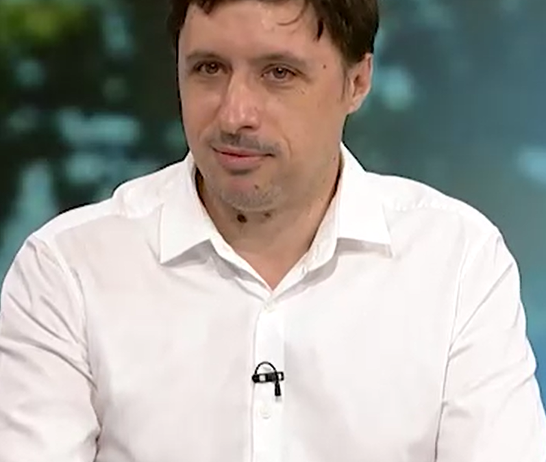 Pavlović: Nije realno da neka američka kompanija kupi 11% akcija NIS-a od ruskog fonda Intelligence – Gazpromu je najisplativije da ga proda Srbiji ili JANAF-u