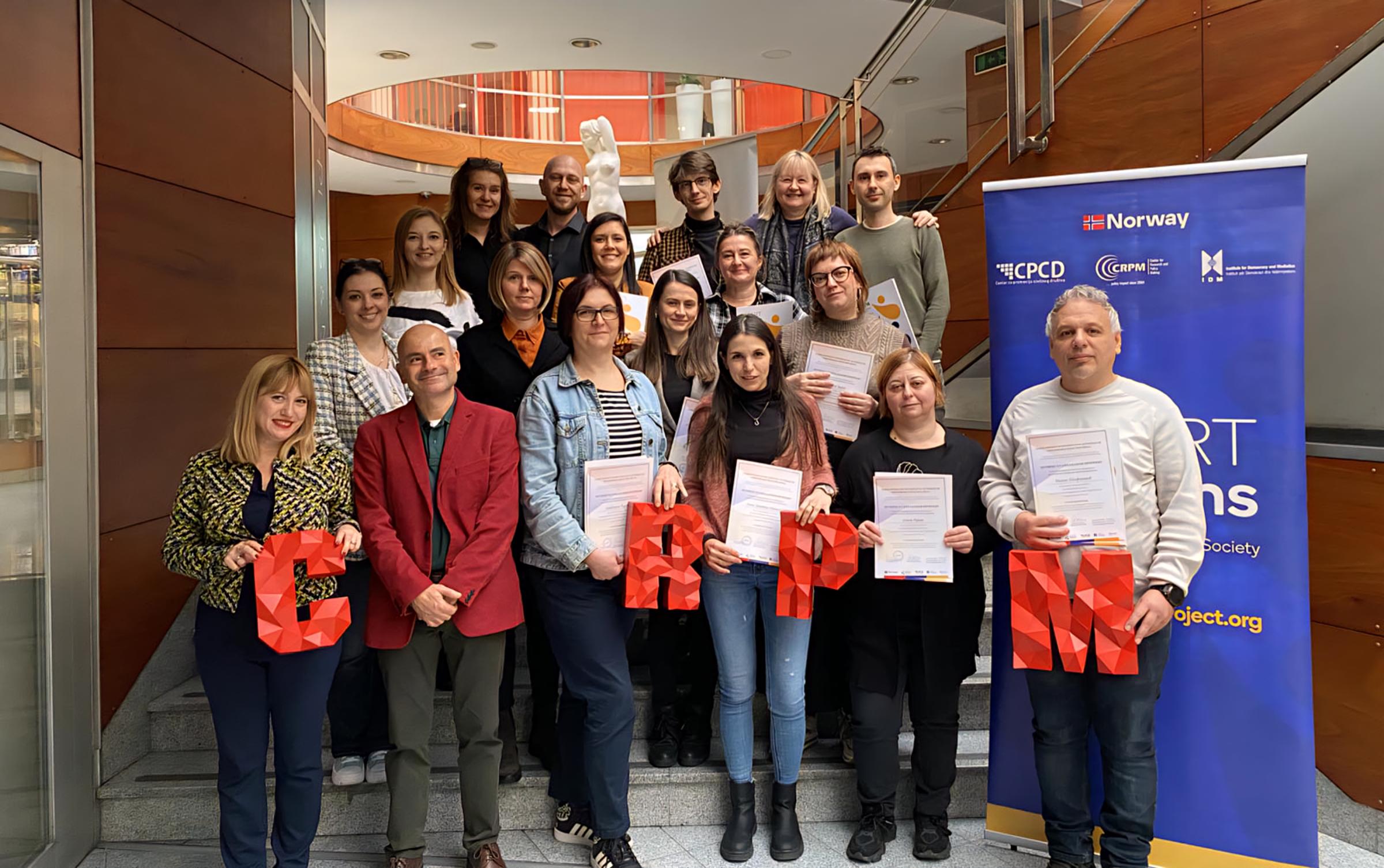 Prva akreditovana Finansijska akademija za organizacije civilnog društva (OCD) u Srbiji svečano je završena je dodelom sertifikata polaznicima za uspešno učešće u programu.