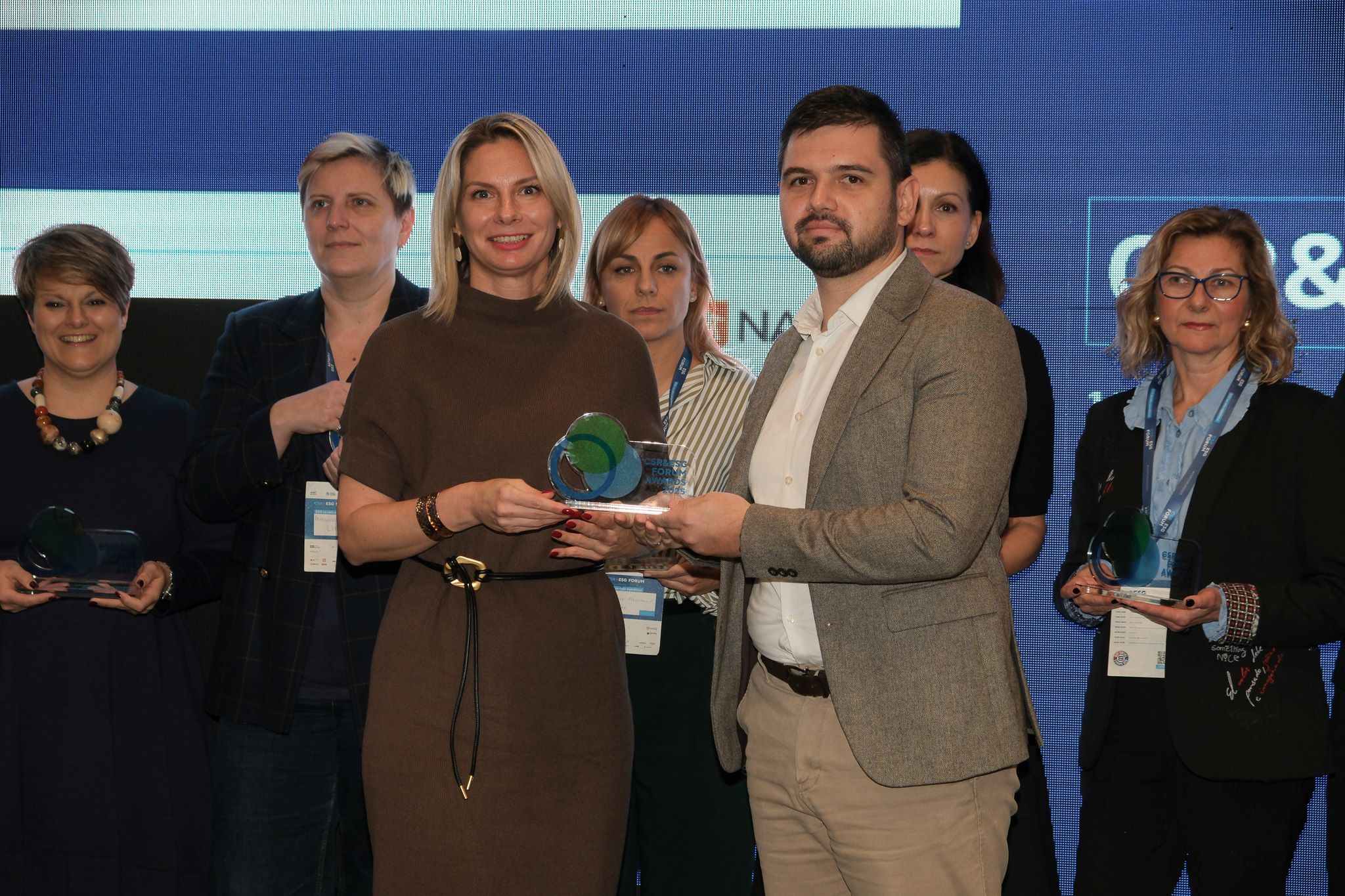 Forum za odgovorno poslovanje uručio priznanje trgovinskom lancu MAXI za program donacija hrane