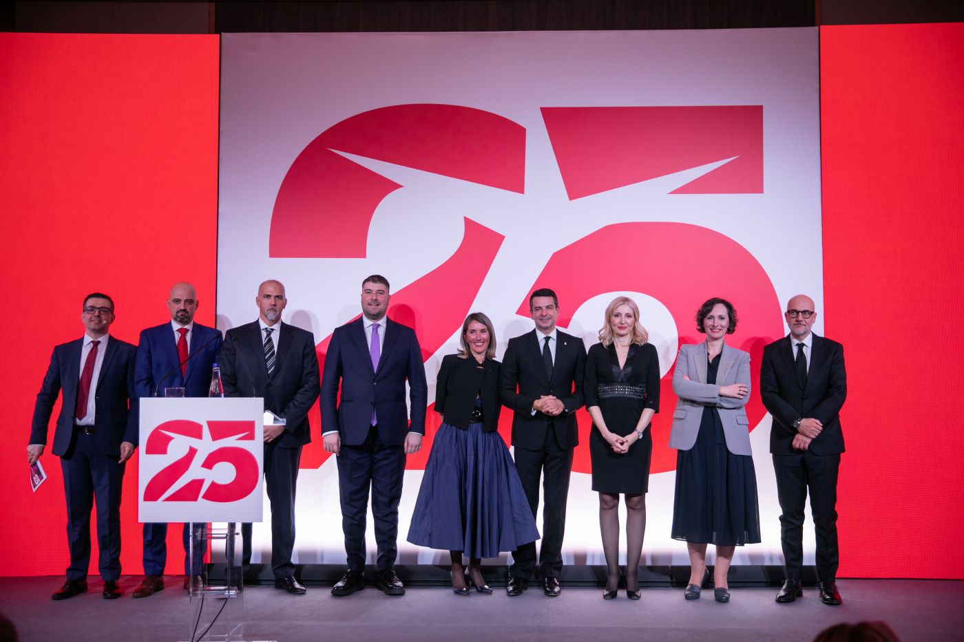 Novi Upravni odbor Američke privredne komore u Srbiji (Foto: Dejan Živanović) 