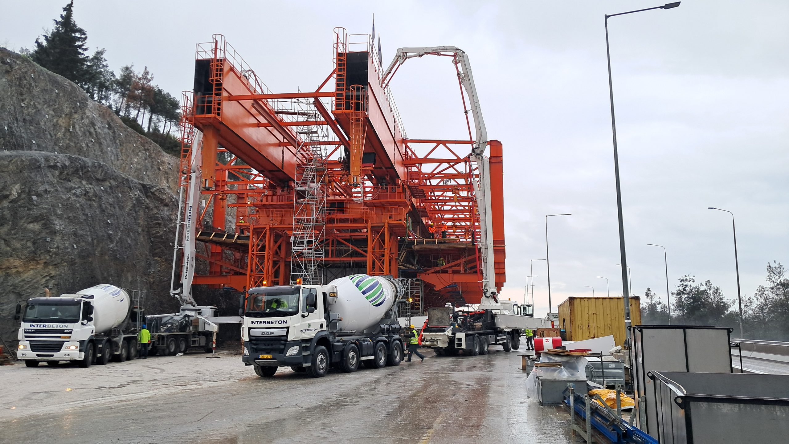 Flyover Thessaloniki - Titan isporučuje materijale za izgradnju obilaznice oko Soluna