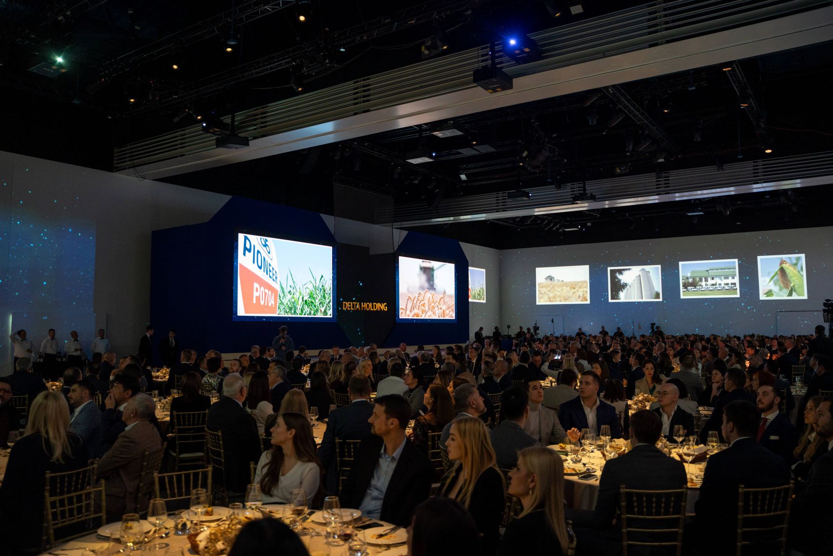 Gosti na svečanosti povodom 35 godina od osnivanja kompanije Delta, 4. februara 2026. godine u Saca centru