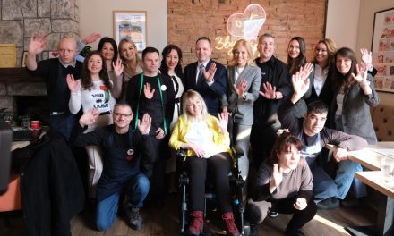 ER SRBIJA I ORGANIZACIJA DEČJE SRCE POTPISALE SPORAZUM O SARADNJI – UNIFORME DOBIJAJU NOVU SVRHU