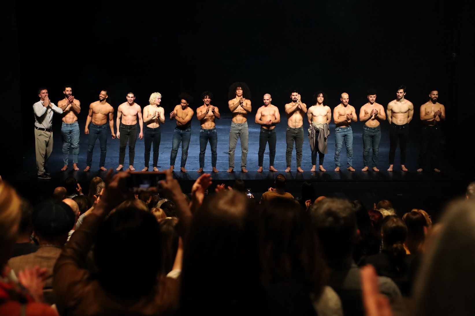 Ovacije izvođačima predstave Noć Morikonea" (Foto: Duško Vukić)