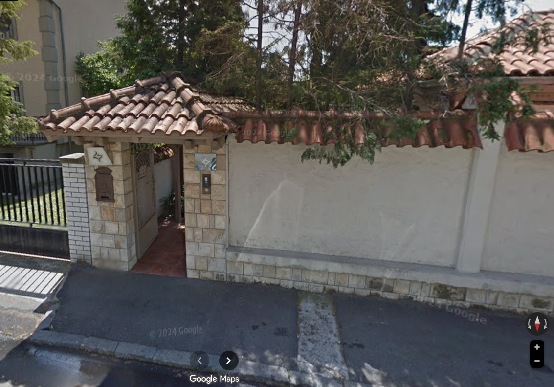 Restoran Istarska 27, u Istarskoj 27, Senjak (Google street vieew)