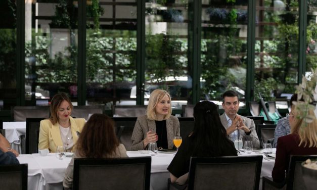 AmCham: Vladavina prava i predvidivo poslovno okruženje ključni su za novu fazu privrednog razvoja Srbije