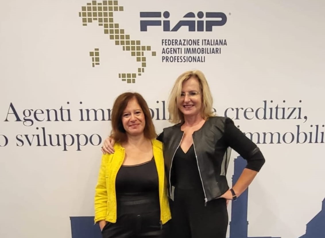 Ana Tozzi sa koleginicom u Italiji (Foto: Privatna arhiva)