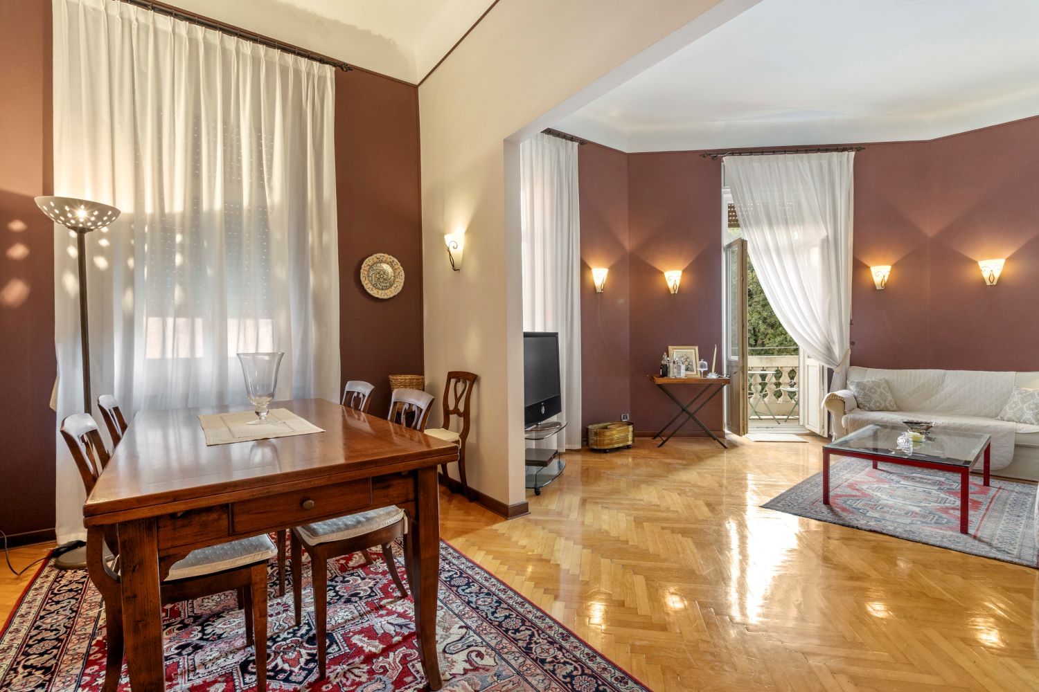 Neki od stanova u čijoj je prodaji i iznajmljivanju učestvovala Ana (Foto: Privatna arhiva)