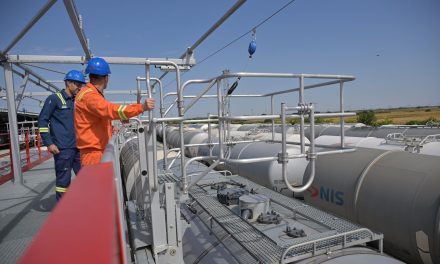 KOMPANIJA NIS REALIZOVALA INVESTICIJU OD OKO 4 MILIJARDE DINARA U RAFINERIJI NAFTE PANČEVO